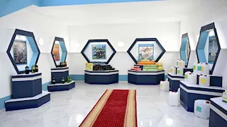 صور.. رئيس الوزراء يتفقد ويفتتح 4 مصانع أدوية مطورة تابعة لقطاع الأعمال