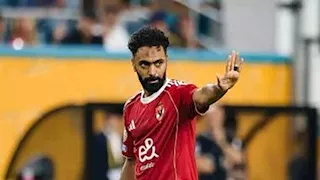 حسين الشحات يستعيد ذكريات هدفه بالقمة ضد الزمالك (صور)