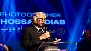 بالصور.. تكريم شيخ المصورين الصحفيين حسام دياب في مهرجان "جيلنا"