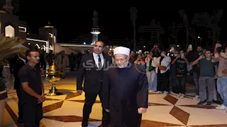 بحضور  قيادات الأزهر وشخصيات عامة.. 25 صورة من عزاء د. أحمد عمر هاشم بمسجد الشرطة 