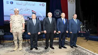 محافظ الإسماعيلية يشارك جامعة قناة السويس احتفال "العبور الجديد"