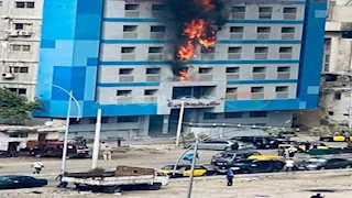 حريق مستشفى راقودة.. وفاة حالة بعد نقلها وإجلاء 29 آخرين للمستشفيات (صور)