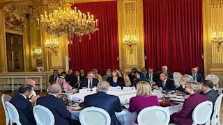 وزير الخارجية يشارك في اجتماع باريس لتنفيذ خطة السلام وإنهاء حرب غزة