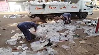 بعد احتفالات مولد الدسوقي.. رفع 200 طن مخلفات من شوارع المدينة بكفر الشيخ (صور)