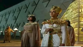 فريال أشرف تعلق على مشاركتها في العرض التقديمي للمتحف المصري الكبير