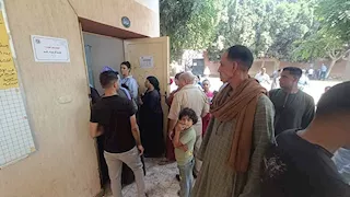 لمواجهة كثافات الناخبين.. الوطنية للانتخابات توجه رؤوساء اللجان بطلب بطاقات اقتراع إضافية