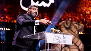 بعد تعرضه للهجوم بسبب كلمته في الجزائر.. ياسر جلال: "أخطأت وأعتذر"