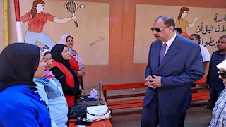 بالصور- محافظ سوهاج يتفقد لجان انتخابات مجلس النواب 2025 