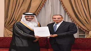 صور- سفير قطر الجديد للقاهرة يقدم أوراق اعتماده لوزير الخارجية