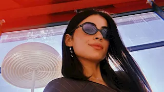 ليلى زاهر بإطلالة كاجوال.. كيف نسقتها؟