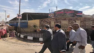 بالصور- محافظ الدقهلية يتفقد سوق طلخا وتوجيه عاجل بشأن الباعة الجائلين 