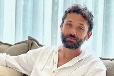 كريم محمود عبدالعزيز يكشف أصعب ما واجهه في الزواج.. (فيديو)