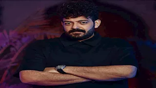 يحتاج 4 عمليات عاجلة.. تفاصيل تدهور حالة عازف بفرقة إسماعيل الليثي 