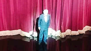 حسين فهمي في افتتاح "القاهرة السينمائي": مصر قادرة تصنع المعجزات وتبدأ عصر نهضة جديد 