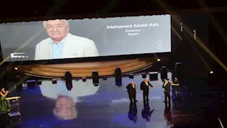 محمد عبدالعزيز بعد تكريمه من "القاهرة السينمائي": أنا في منتهى السعادة.. والكلام عن غدر السينما مش صحيح 
