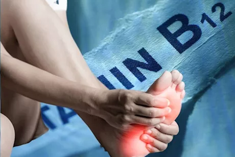 احذر- 6 أعراض لنقص فيتامين B12 تظهر على أصابع القدمين