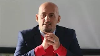 خبير في الشأن الاسرائيلي: استقالة ديرمر إشارة تفكك نتنياهو وجيش الاحتلال