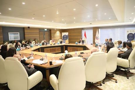 برامج الطفولة وتطوير الرعاية الصحية.. تفاصيل اجتماع وزير الصحة مع وفد البنك الدولي 