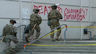 قوات حرس الحدود الأمريكية تنتشر في عاصمة ولاية كارولينا الشمالية