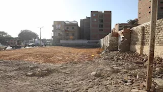 محافظ المنيا: إجراءات عاجلة لتحسين المرور ودعم مناخ الاستثمار بكورنيش النيل