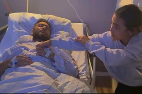 تامر حسني يعلن إصابته بأزمة صحية- ما هو مرضه؟