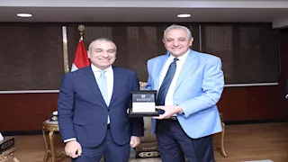 رئيس البنك الزراعي يبحث مع محافظ الغربية جهود تحقيق التنمية الزراعي