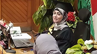 كلية الدراسات الأفريقية بجامعة القاهرة تمنح الباحثة هبة خالد درجة الدكتوراه 