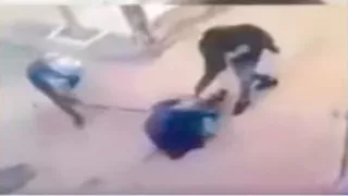 فيديو صادم.. اعتداء عنيف على عامل بعد اعتراضه على معاكسة ابنته بالبحيرة