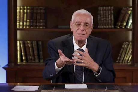 حسام موافي يحذر من مضاعفات ارتفاع ضغط الدم: تهدد الكليتين