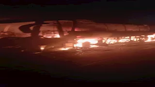 دون إصابات.. حريق هائل يلتهم حافلة ركاب على طريق الجيش نطاق بني سويف- صور