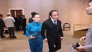 افتتاح المتحف المصري الكبير.. 6 صور لأحمد عز وزوجته