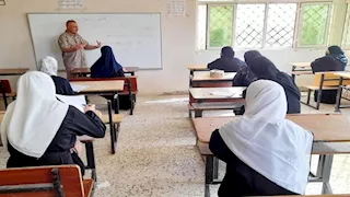 أزمة في الكتب الدراسية وحبس وزير التربية والتعليم.. ماذا حدث في ليبيا؟ 