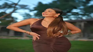 بـ"فستان جريء".. أحدث ظهور لـ ملك قورة والجمهور يعلق (صور)