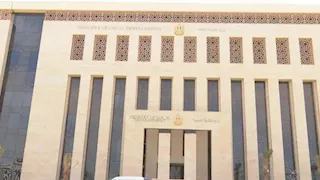 التنمية المحلية ترصد مخالفات في 3 أحياء بالقاهرة وتتخذ الإجراءات القانونية