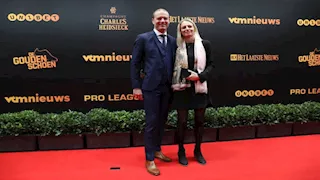 "في إحدى الحفلات"..  5 صور لياس توروب مدرب الأهلي وزوجته