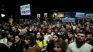 "أحداث 7 أكتوبر السبب".. احتجاجات إسرائيلية واسعة في شوارع تل أبيب 