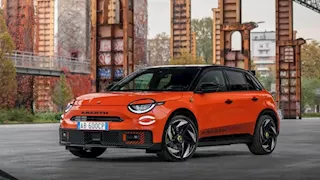 أبارث 600e Competizione الكهربائية تكشف عن نفسها.. بقوة 280 حصان