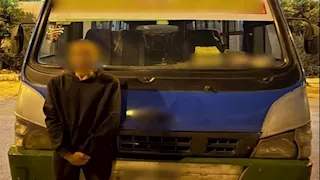 سائق نقل جماعي يتحرش بطالبة والداخلية تكشف التفاصيل