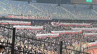 "إزاي نخلط بين الموت والحياة في يفطة".. مخرج رياضي ينتقد تكريم جماهير الزمالك للراحل محمد صبري