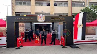 بالصور- طوابير أمام لجان انتخابات مجلس النواب في بورسعيد 