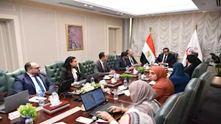 وزير الصحة يبحث إطلاق منصة موحدة للمبادرات الرئاسية الصحية