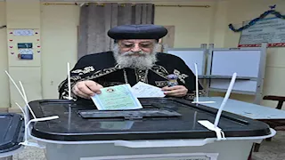 البابا تواضروس بعد الإدلاء بصوته: اختاروا الإنسان الأمين والكفء
