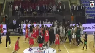 أول رد من لاعب الأزمة في مباراة الأهلي والاتحاد بنهائي مرتبط السلة