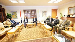 وزير الثقافة ومحافظ أسيوط يبحثان إنشاء دار أوبرا بالمحافظة