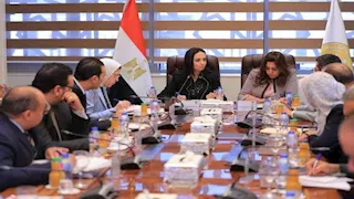 وزيرتا التنمية المحلية والتضامن الاجتماعي تبحثان دعم جهود الهلال الأحمر المصري وتعزيز الملفات المشتركة