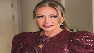 فستان من الجلد.. كيف نسقت ليلى علوي إطلالتها؟