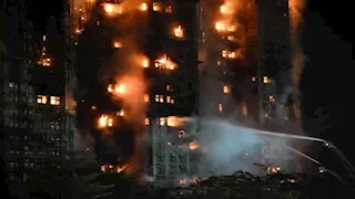 هونج كونج: ارتفاع حصيلة قتلى الحريق المدمر إلى 83 قتيلا