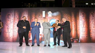 صور.. محافظ القاهرة يشهد مؤتمر الابتكار في طب الأسنان