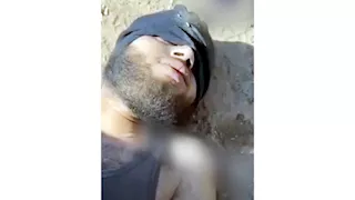 فيديو.. شاب تزعم إسرائيل أنه عنصر بحماس ترك في الأنفاق بدون طعام