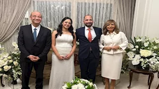 بالصور.. عمرو أديب ولميس الحديدي يحتفلان بخطوبة ابنهما 